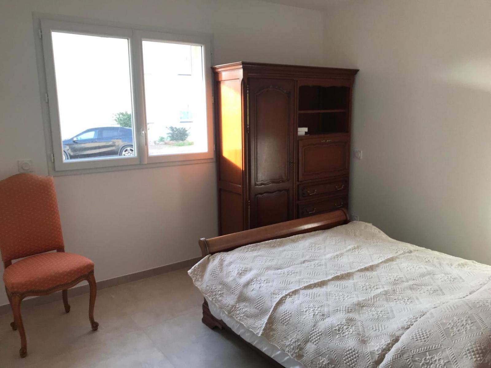 A Ghisonaccia-prunelli Apartment